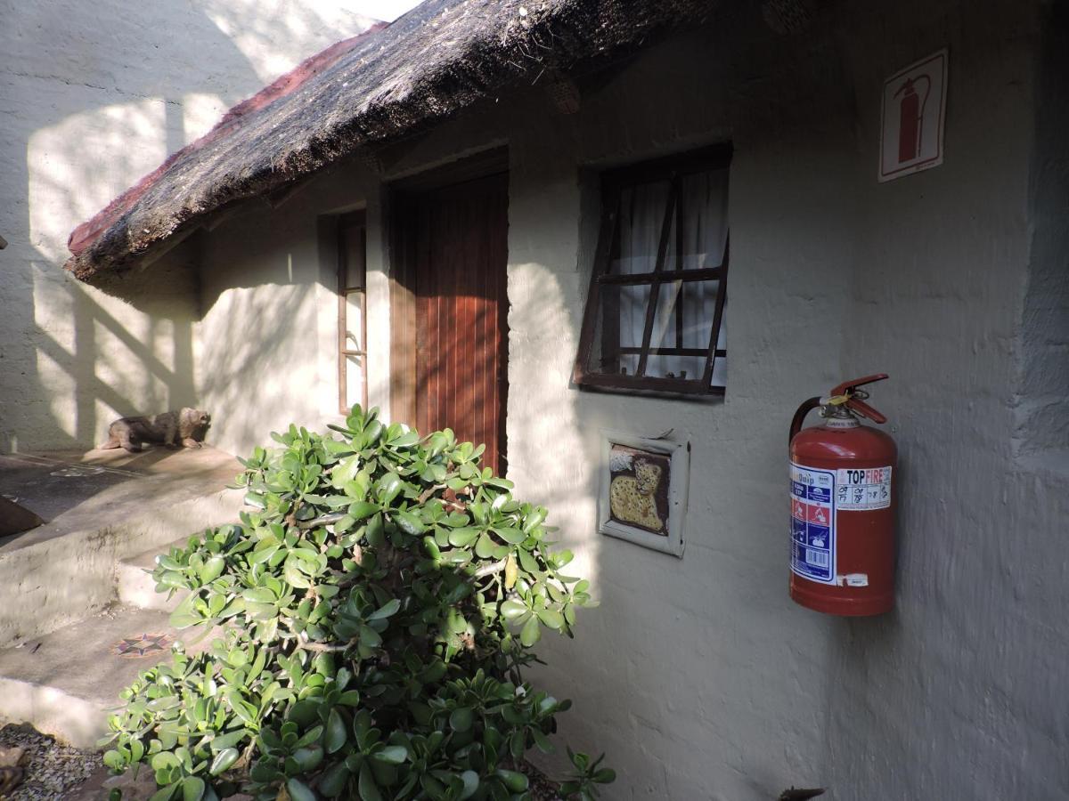 Kruger Inn Backpackers Marloth Park Exterior foto